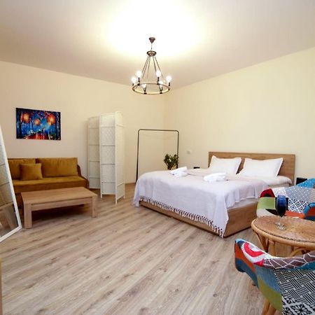 Opera Hotel Tbilisi Ngoại thất bức ảnh
