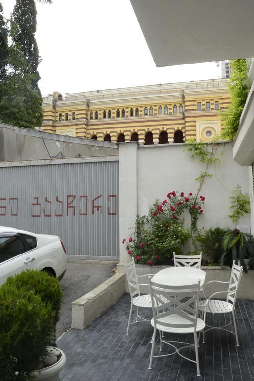 Opera Hotel Tbilisi Ngoại thất bức ảnh