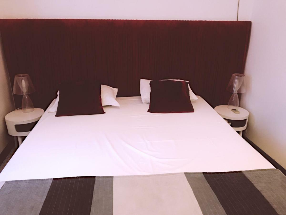 Opera Hotel Tbilisi Ngoại thất bức ảnh