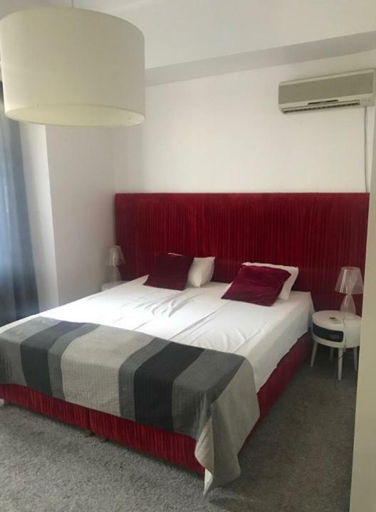 Opera Hotel Tbilisi Ngoại thất bức ảnh